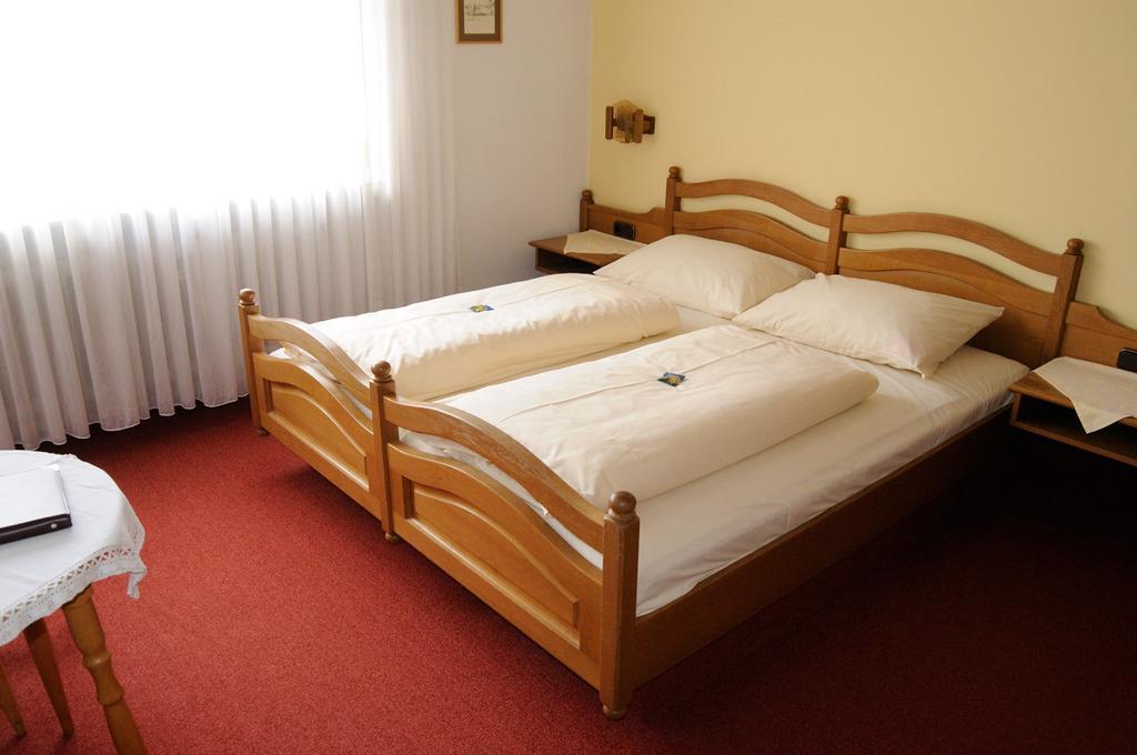 Hotel Schwarzes Ross Schwarzach am Main Luaran gambar