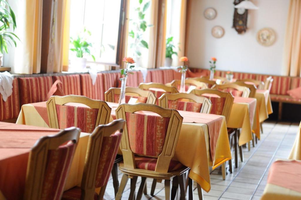 Hotel Schwarzes Ross Schwarzach am Main Luaran gambar