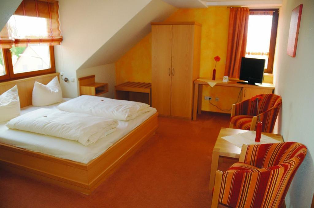 Hotel Schwarzes Ross Schwarzach am Main Bilik gambar